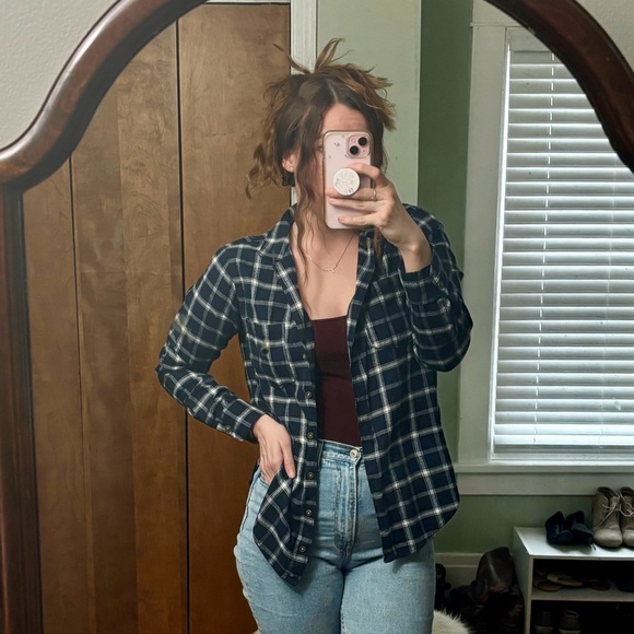 Abercrombie & Fitch Tops - Abercrombie & Fitch Cozy Flannel